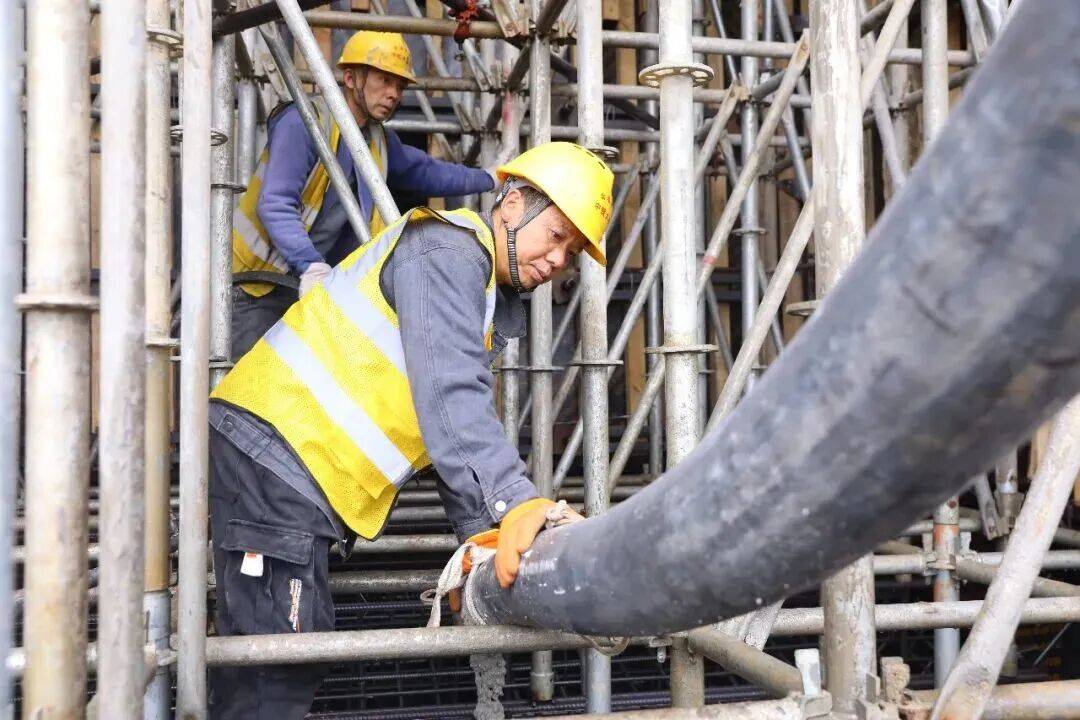 提速冲刺！合湛高铁广西段16座桥梁全线开工